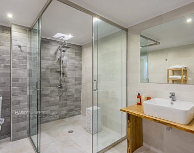 Room-2-Bathroom-380x300 Lindian Jewel Hotel & Villas - Hotel Photography 