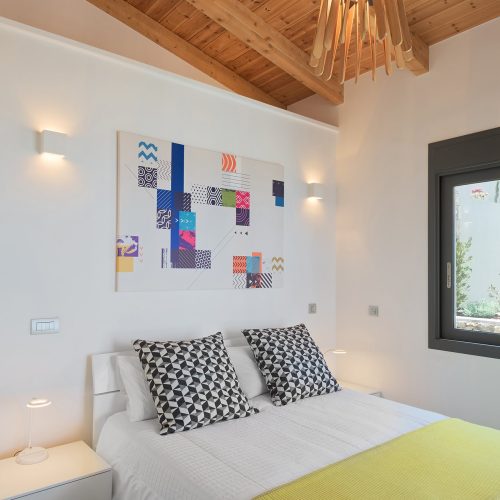 Bedroom-2b-500x500 Villa Oceanos - Kathisma Bay, Lefkada -  Φωτογράφιση Χάρης Ζαμπετούλας 