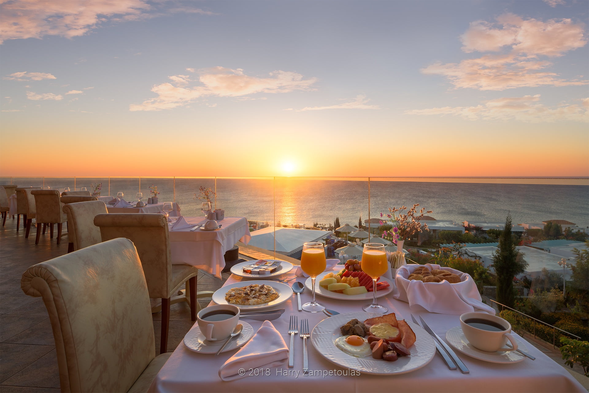 Atrium-Breakfast-1-A Πριν και Μετά 