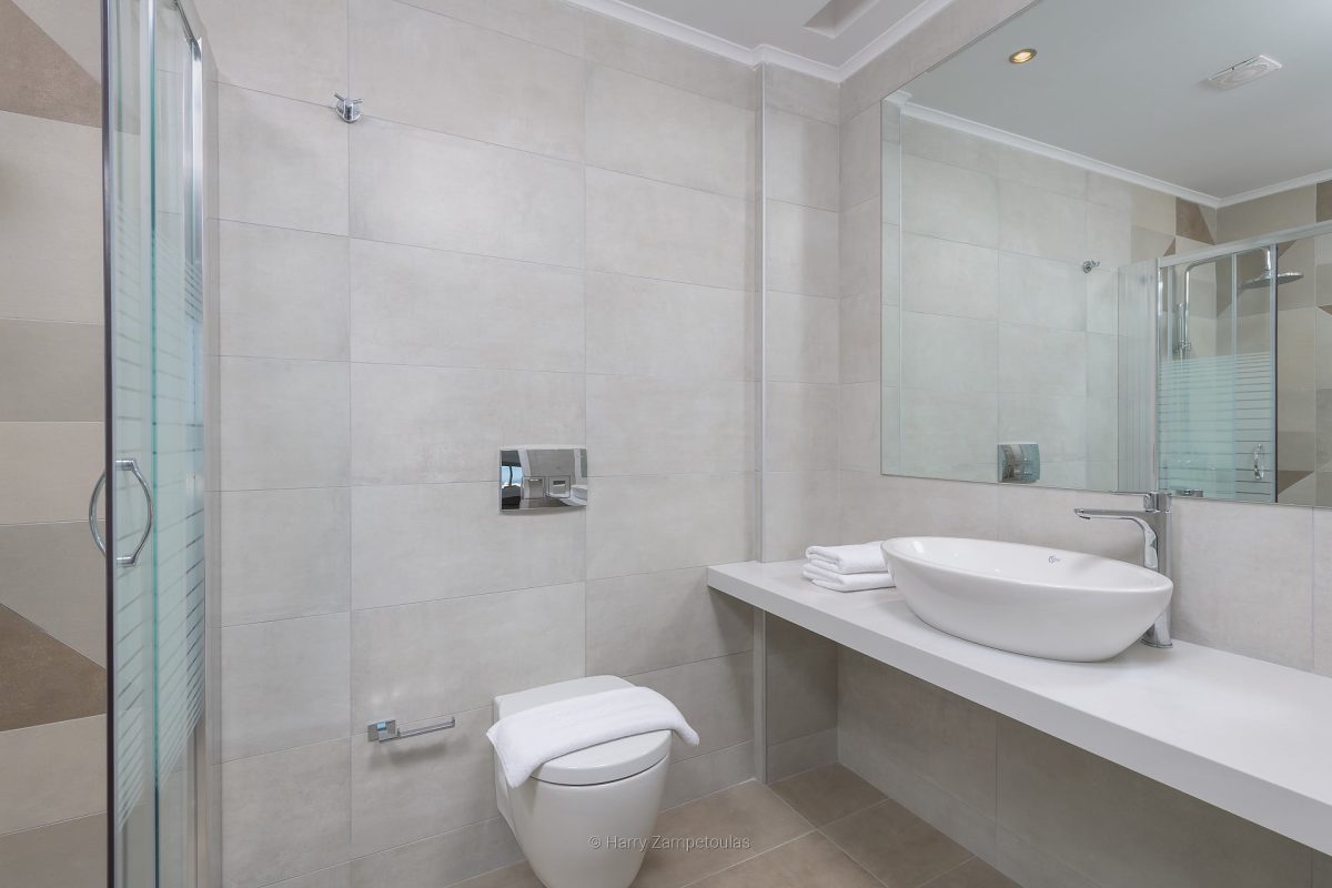 Bedroom-2-Bathroom-1200x800 Villa Allegra - Pefkos Hill Villas - Φωτογράφιση Χάρης Ζαμπετούλας 