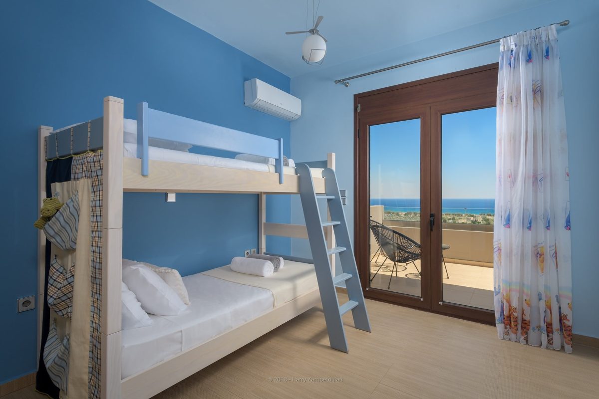 Bedroom-3-1200x800 Villa Cerulean - Φωτογράφιση Χάρης Ζαμπετούλας 