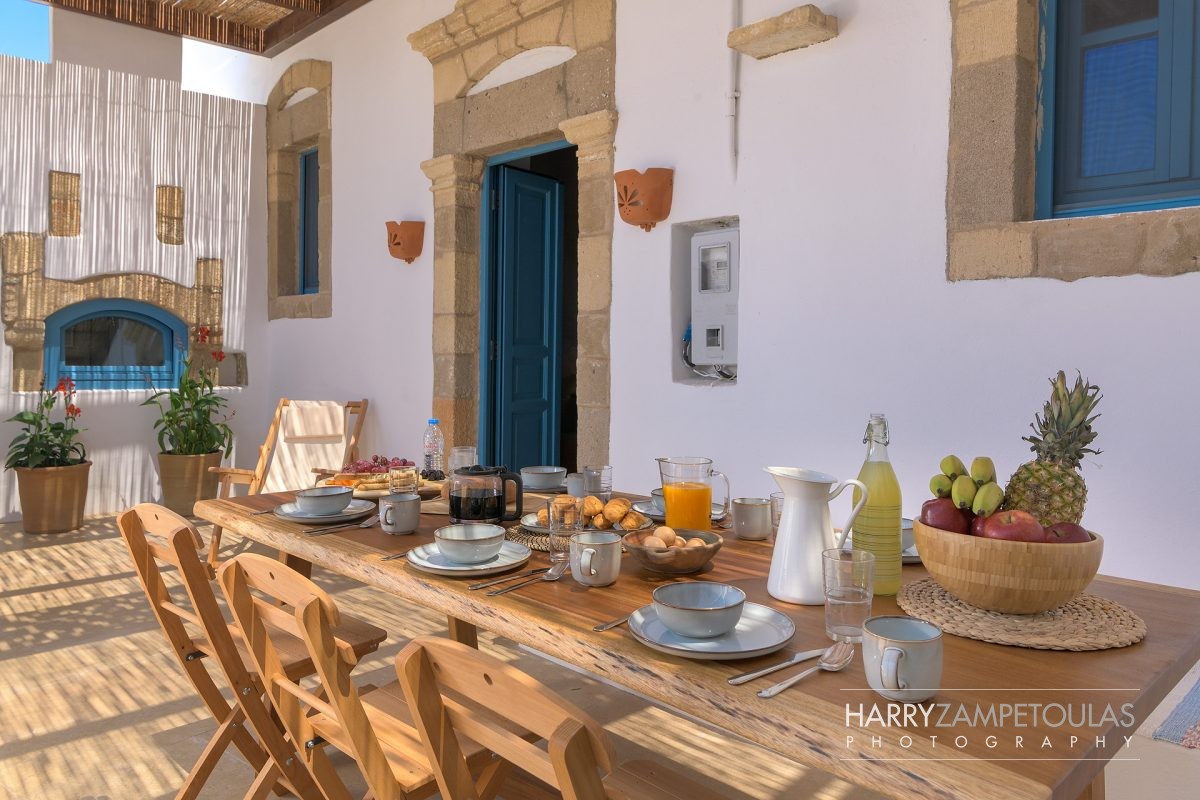 Yard-2a_Web_Res-1200x800 Whitehouse 1871, Λαχανιά 