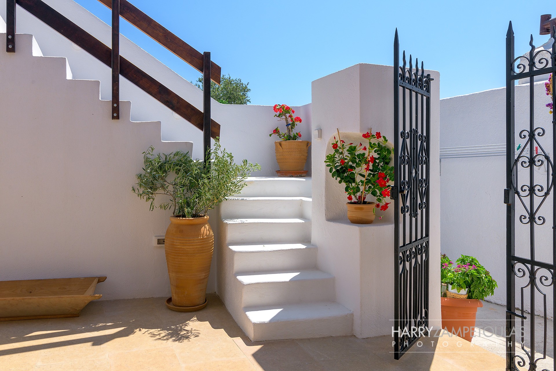 Yard-6_Web_Res Whitehouse 1871, Traditional House in Lachania 